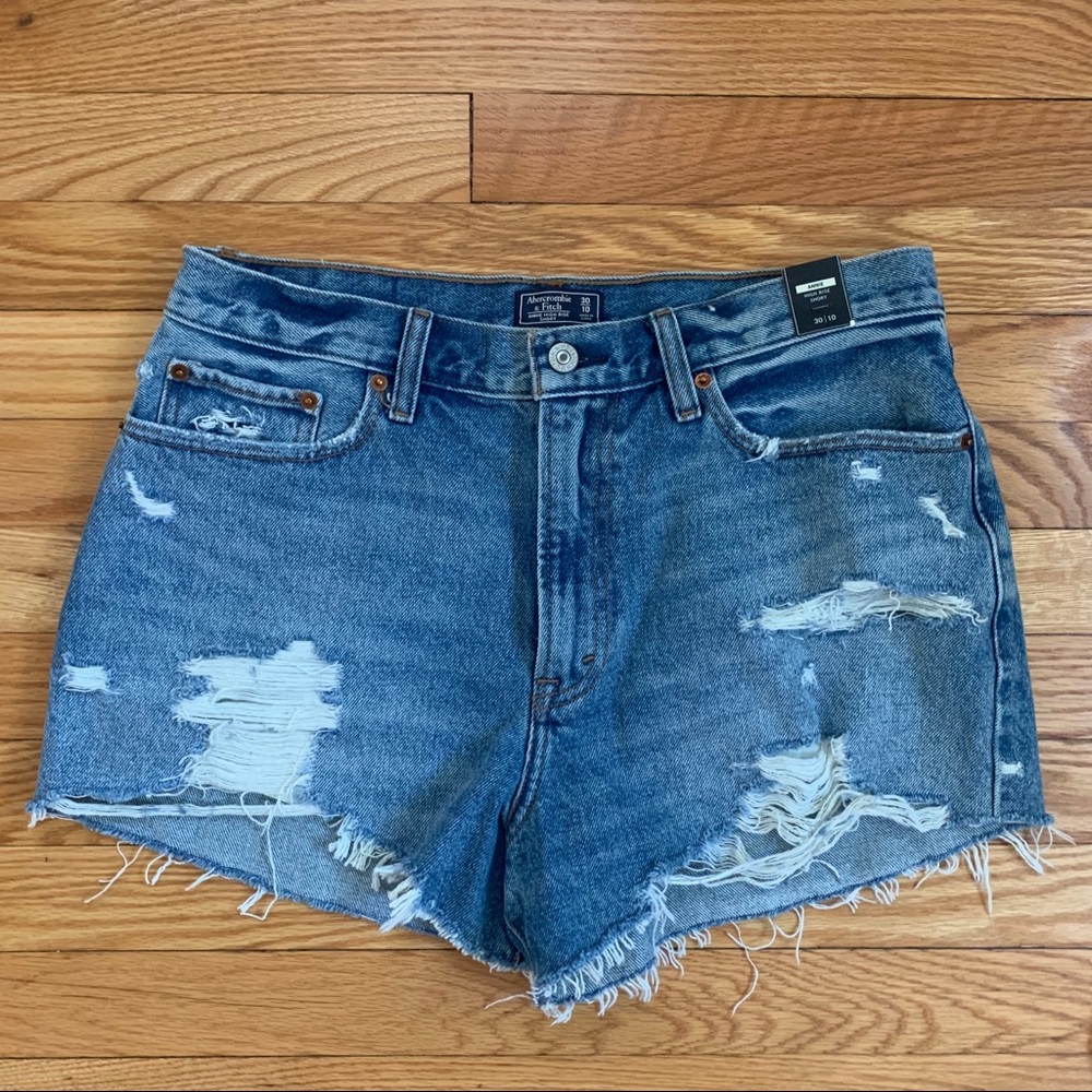 NWT Abercrombie High Rise Distressed Jean Shorts